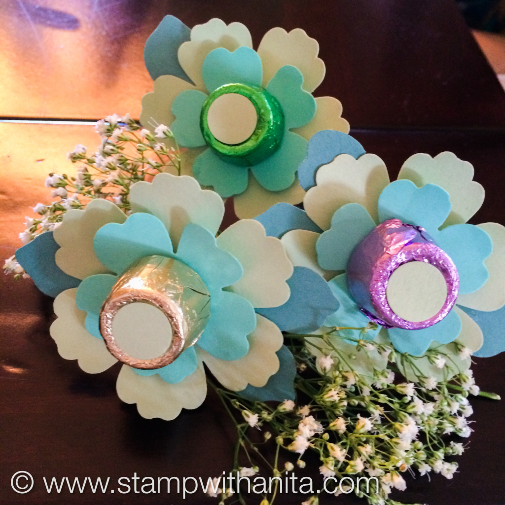 Punch Flower Napkin Holders www.stampwithanita.com